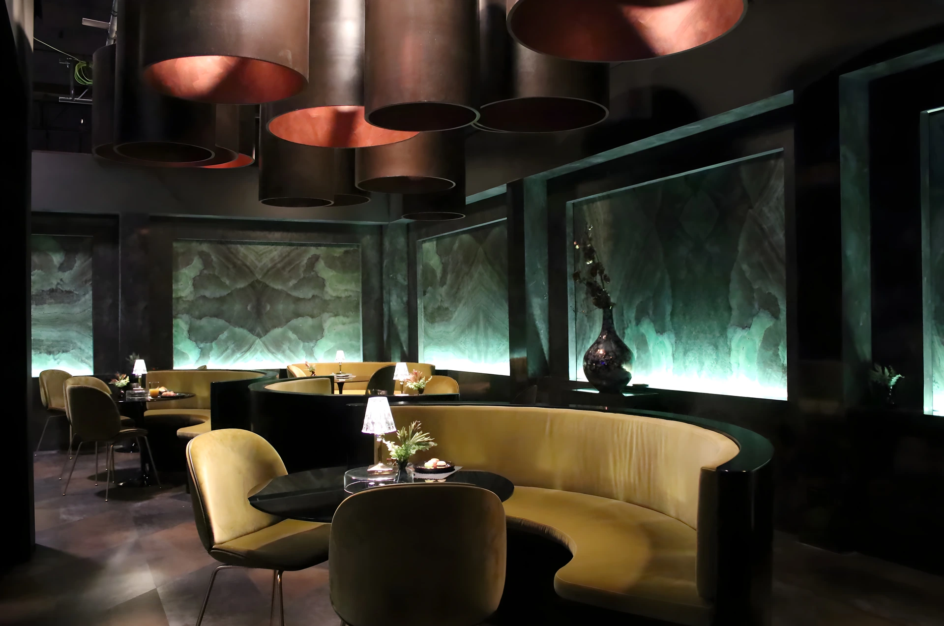 Set design by Kasia Bell, image 7 of 13